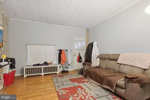 610 Annabel Ave, Brooklyn, MD 21225 photo 3