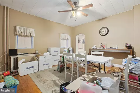 610 Annabel Ave, Brooklyn, MD 21225 photo 4