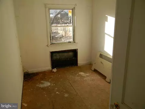 600 Whitmore Ave, Baltimore, MD 21216 photo 12