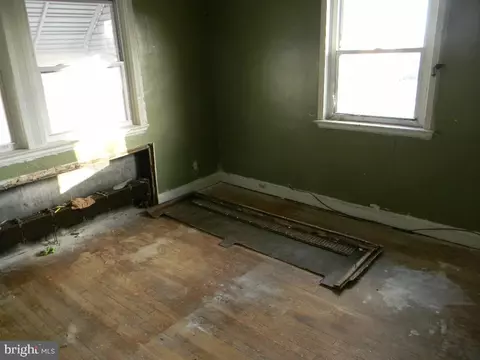 600 Whitmore Ave, Baltimore, MD 21216 photo 11
