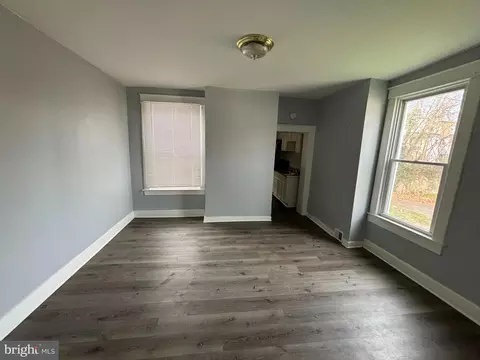 748 Denison St, Baltimore, MD 21229 photo 5