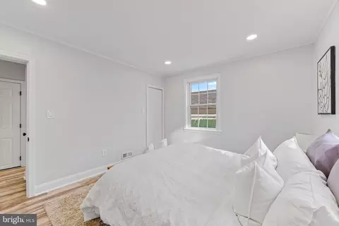 2808 Ruscombe Ln, Baltimore, MD 21215 photo 17