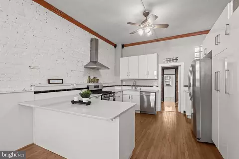1331 Hull St, Baltimore, MD 21230 photo 9