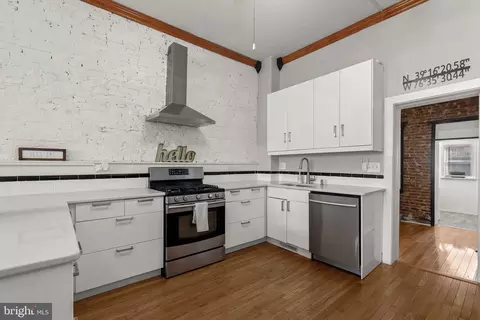 1331 Hull St, Baltimore, MD 21230 photo 10