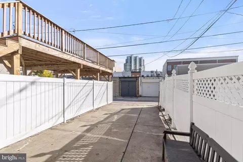 1331 Hull St, Baltimore, MD 21230 photo 32