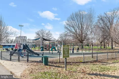 1331 Hull St, Baltimore, MD 21230 photo 42