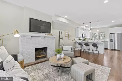 604 N Woodington Rd, Baltimore, MD 21229