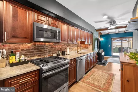 449 Grindall St, Baltimore, MD 21230 photo 11