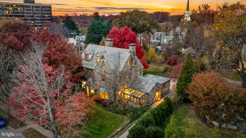 6 E Highfield Rd, Baltimore, MD 21218