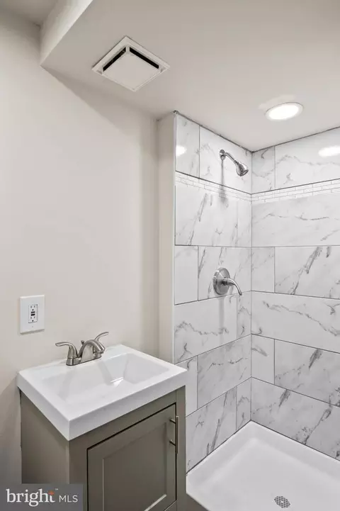 304 Kingston Rd, Baltimore, MD 21229 photo 29