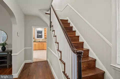 304 Kingston Rd, Baltimore, MD 21229 photo 6