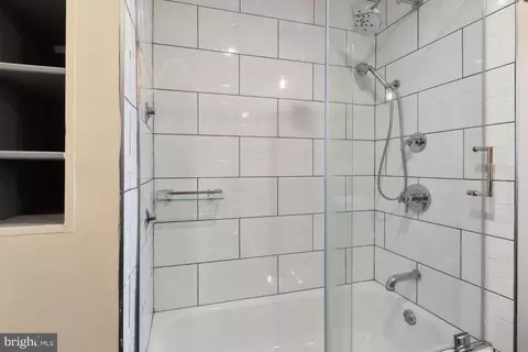 Bath - 3359 Falls Rd, Baltimore, MD 21211 photo 1 of 1