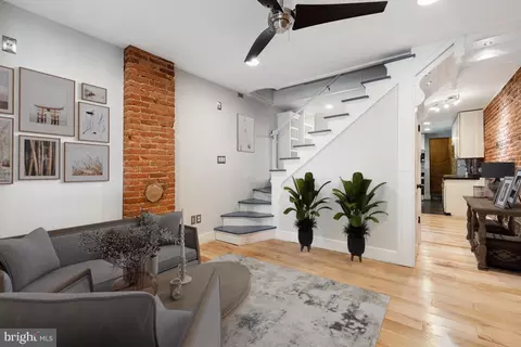 3359 Falls Rd, Baltimore, MD 21211