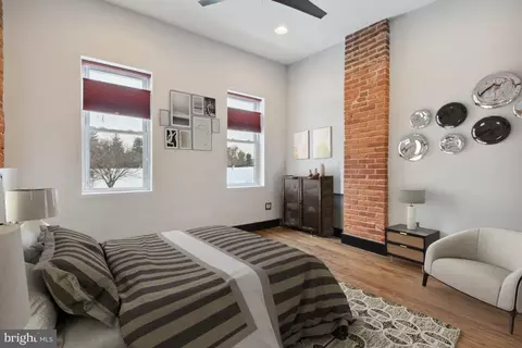 Bedroom - 3359 Falls Rd, Baltimore, MD 21211 photo 1 of 1