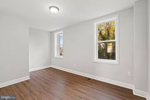 2103 Baker St, Baltimore, MD 21217 photo 9