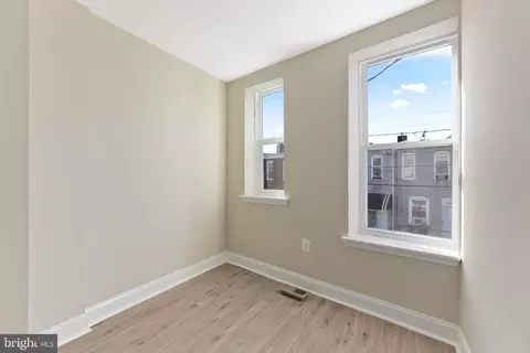 321 Loneys Ln, Baltimore, MD 21224 photo 8