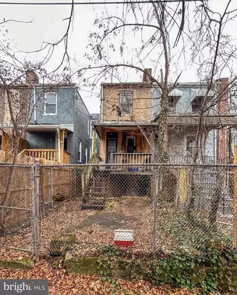 704 N Payson St, Baltimore, MD 21217 photo 32