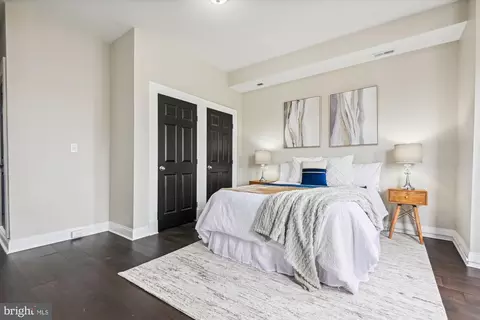 Bedroom - 830 Brooks Ln, Baltimore, MD 21217 photo 5 of 9