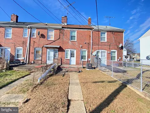 403 Seagull Ave, Baltimore Highlands, MD 21225 photo 3