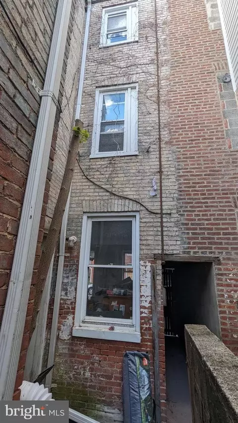 1743 E Lombard St, Baltimore, MD 21231 photo 9