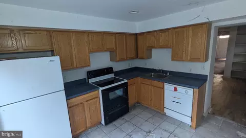 1743 E Lombard St, Baltimore, MD 21231 photo 21
