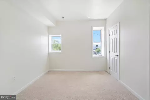 421 E 21st St, Baltimore, MD 21218 photo 17