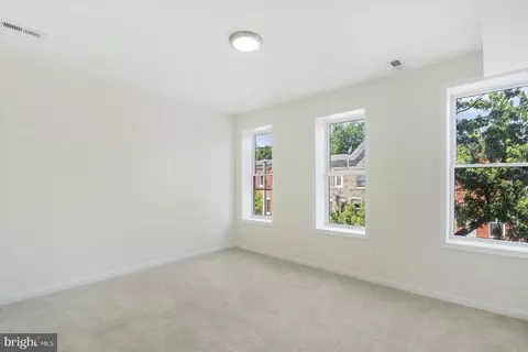 421 E 21st St, Baltimore, MD 21218 photo 21