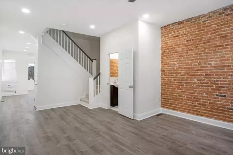 421 E 21st St, Baltimore, MD 21218 photo 5