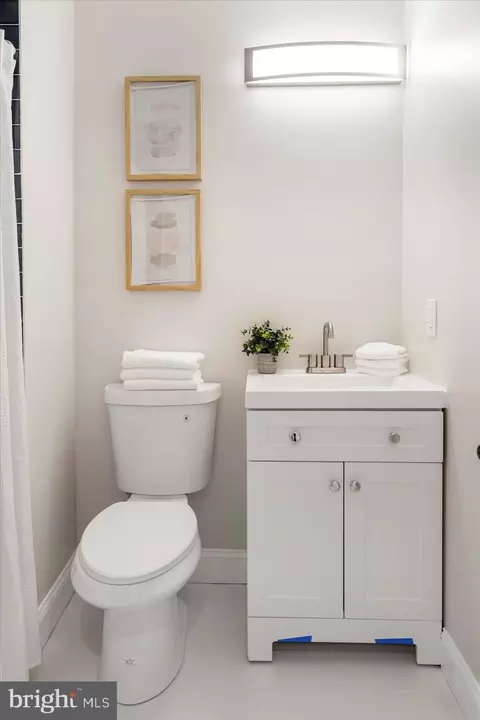 Bath - 2103 Barclay St, Baltimore, MD 21218 photo 1 of 6