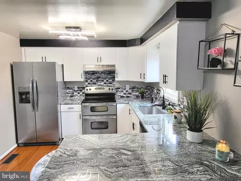 2520 Huron St, Baltimore, MD 21230 photo 10
