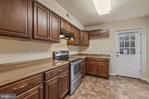 417 Pitman Pl, Baltimore, MD 21202 photo 13