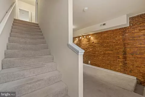 417 Pitman Pl, Baltimore, MD 21202 photo 4