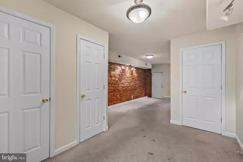 417 Pitman Pl, Baltimore, MD 21202 photo 9