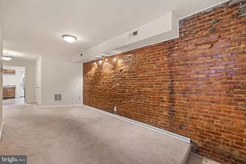 417 Pitman Pl, Baltimore, MD 21202 photo 3
