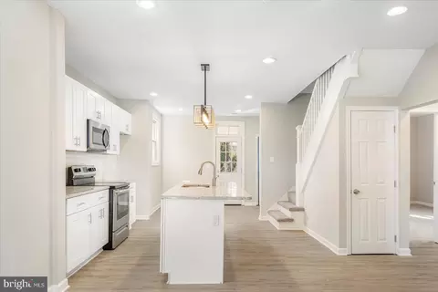 2725 E Strathmore Ave, Baltimore, MD 21214 photo 15