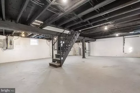 2725 E Strathmore Ave, Baltimore, MD 21214 photo 25