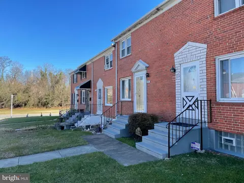 1075 Cameron Rd, Baltimore, MD 21212 photo 2