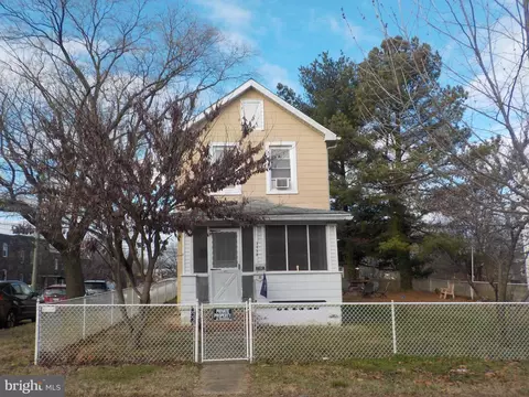 3450 6th St, Brooklyn, MD 21225