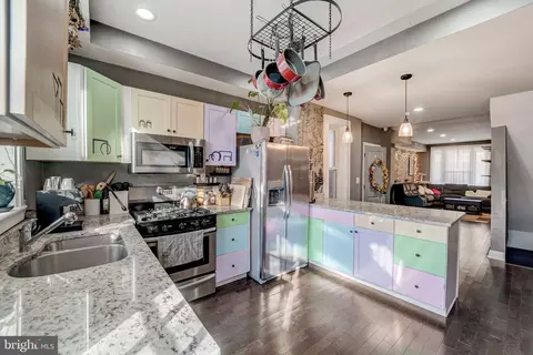 425 E 28th St, Baltimore, MD 21218 photo 14