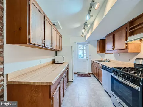 229 S Regester St, Baltimore, MD 21231 photo 11