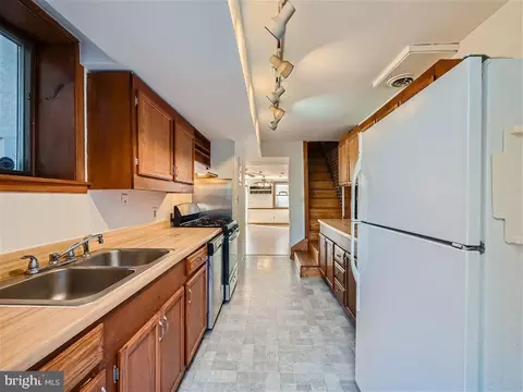 229 S Regester St, Baltimore, MD 21231 photo 3