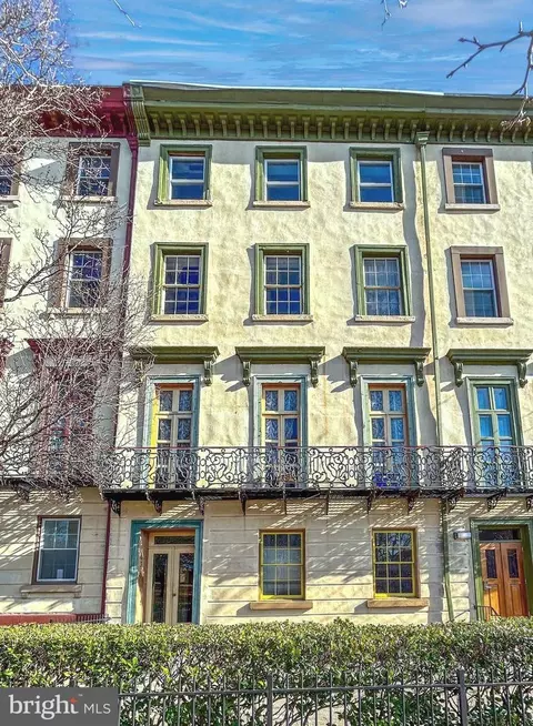 103 N Carey St, Baltimore, MD 21223