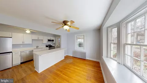409 Croydon Rd, Baltimore, MD 21212 photo 8