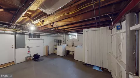 409 Croydon Rd, Baltimore, MD 21212 photo 32
