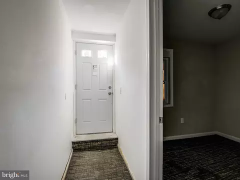Entry Way - 1420 Madison Ave, Baltimore, MD 21217 photo 5 of 12