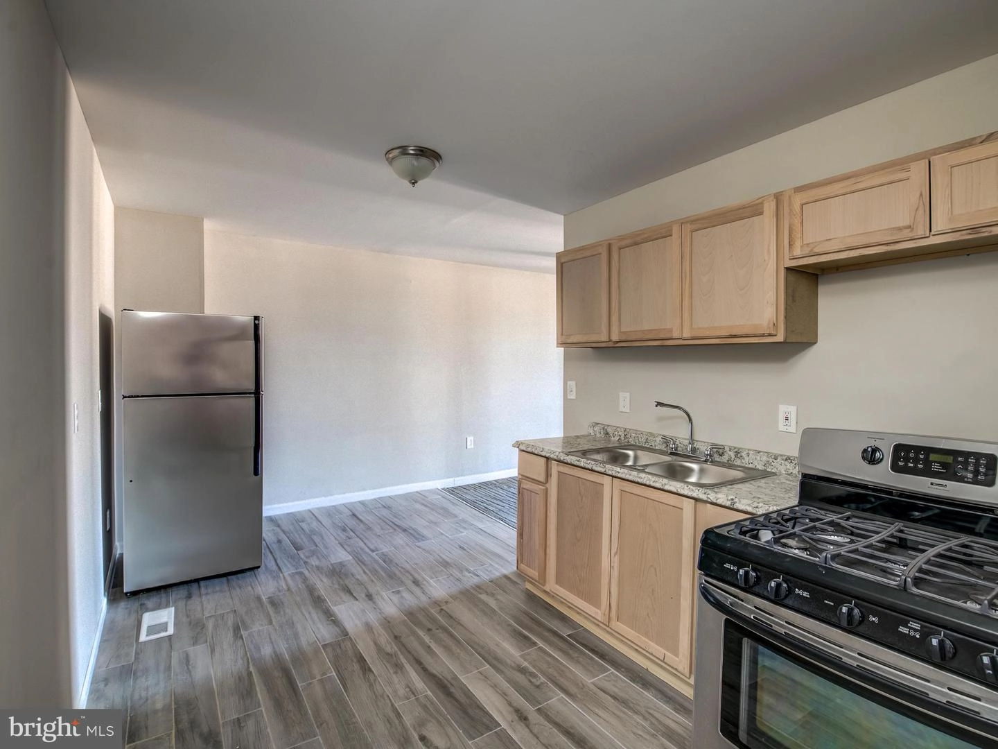 Kitchen - 1420 Madison Ave, Baltimore, MD 21217 photo 9 of 9