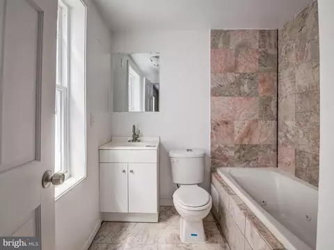 Bath - 1420 Madison Ave, Baltimore, MD 21217 photo 4 of 8