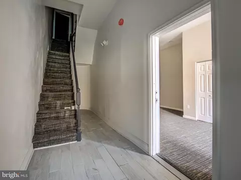 Entry Way - 1420 Madison Ave, Baltimore, MD 21217 photo 3 of 12