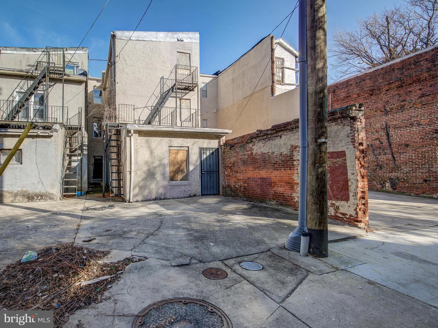 Exterior - 1420 Madison Ave, Baltimore, MD 21217 photo 4 of 6