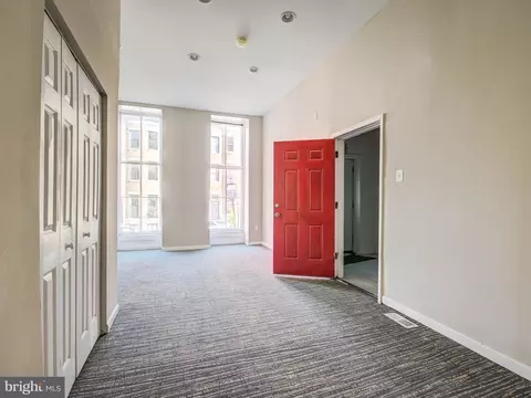 Entry Way - 1420 Madison Ave, Baltimore, MD 21217 photo 4 of 12